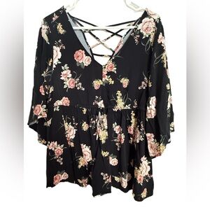 Torrid Black Floral V-Neck Babydoll Top, Size 0 (L/12)